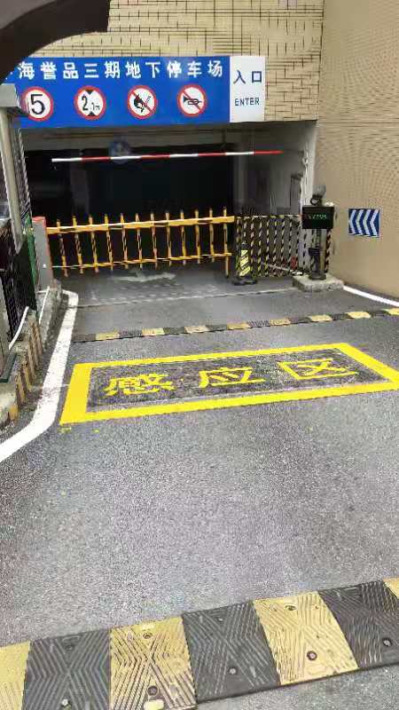 287477508e3c0374e778c0ec0070aeed_.jpg